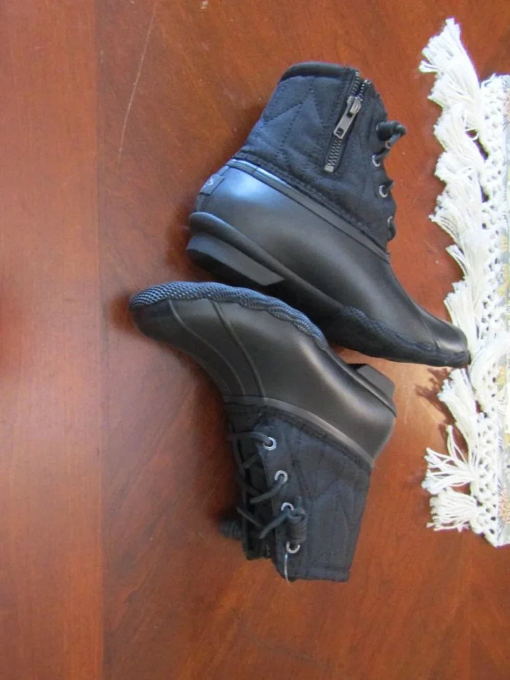 Sperry Black Saltwater Quited🦆 Duck Boots